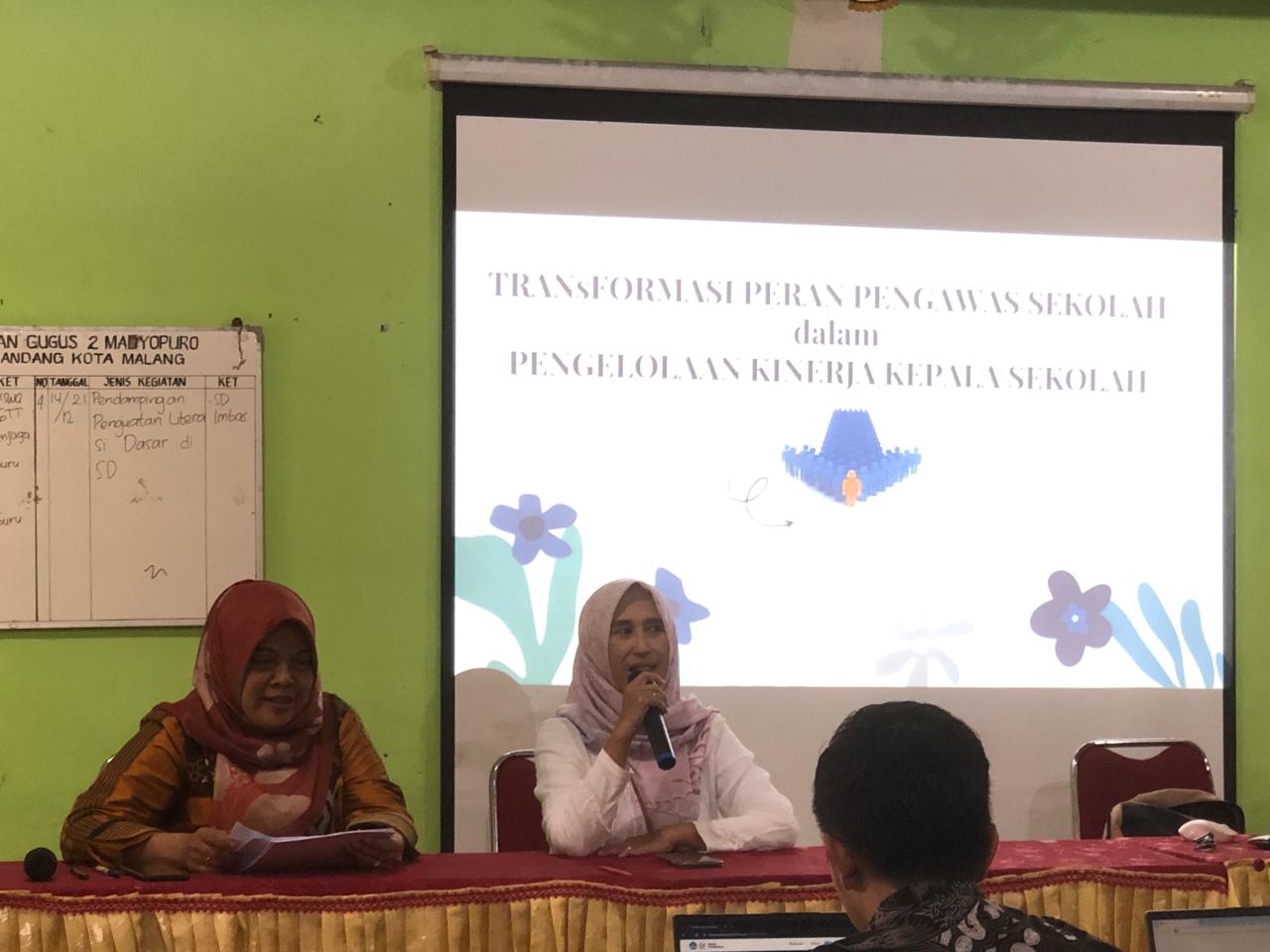PENDAMPINGAN OLEH PENGAWAS TERHADAP KEPALA SEKOLAH DI WILAYAH MADYOPURO