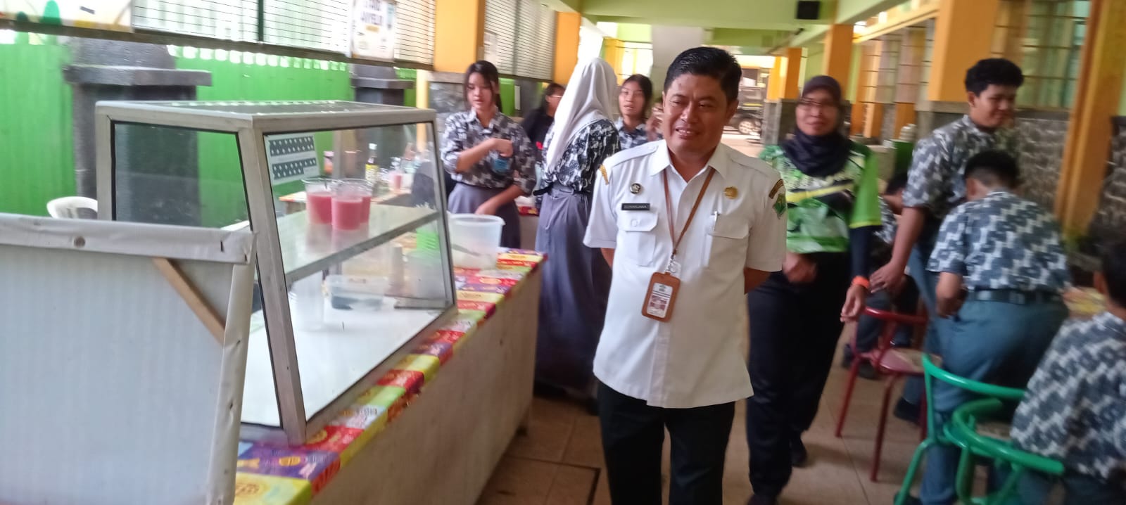 Mas Kadin Monitoring SMP Negeri 1 Malang, Salut dengan Solidaritas Siswa